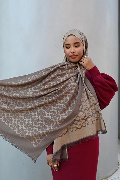 Pull Scarfs Μάλλινο μεταξωτό σάλι C μοτίβο - Dusty Brown