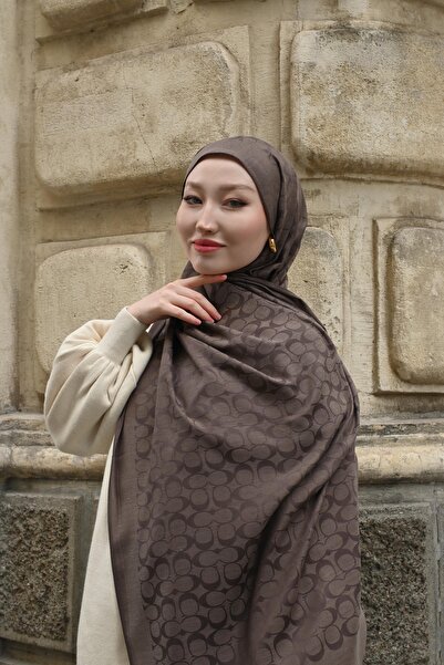 Pull Scarfs Εισαγόμενο μάλλινο μεταξωτό σάλι με σχέδιο C - Bitter Brown