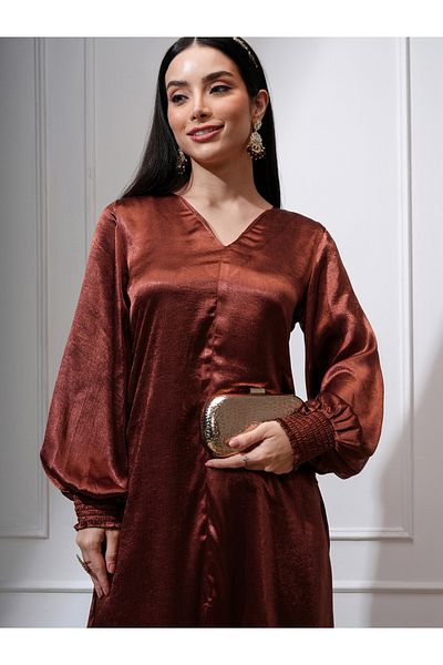 Vishudh By Styli Satin V-Neck Puffed Sleeves A-Line Kurta with Trousers