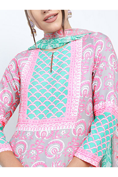 Vishudh By Styli Women Multi-Color Printed Kurta Set with Dupatta