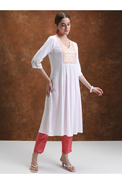 Vishudh By Styli White Geometric Yoke Design Thread Work A-Line Kurta