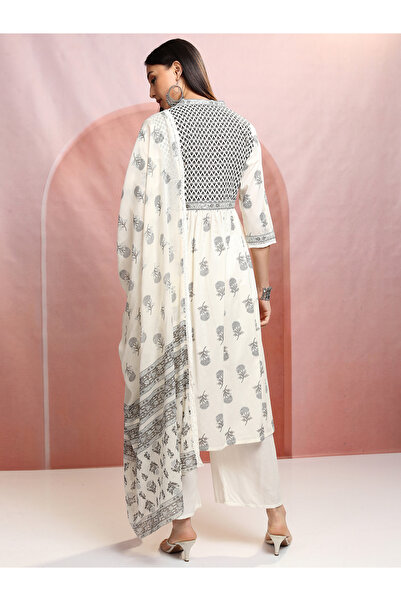 Vishudh By Styli Women Black Printed Cotton Kurta Set