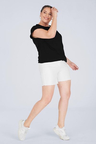 MYLİNE Elastic Waist Tasseled Shorts