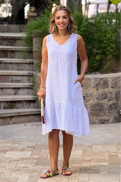 Nevin Kaya Moda Φόρεμα μουσελίνας με λευκό λουράκι