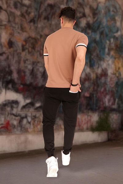 rec specs Men's Beige T-Shirt & Jogger Pants Set Elastic Leg Back Pocket Sportswear Set