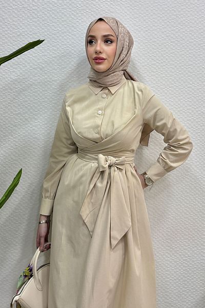 Tesettür Diyarı Κρέμα φόρεμα Hijab με δεμένη μέση