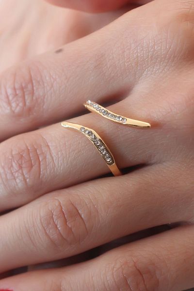 BESKAR Gold Color Zircon Stone Women's Ring