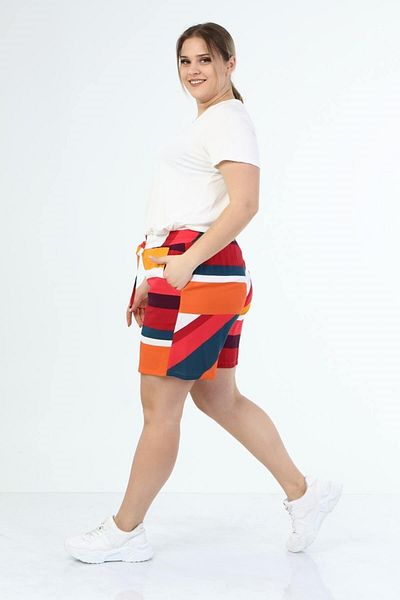 MYLİNE Elastic Waist Pocket Shorts