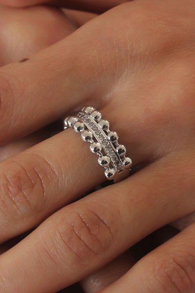 Clariss Silver Color Zircon Stone Women's Ring