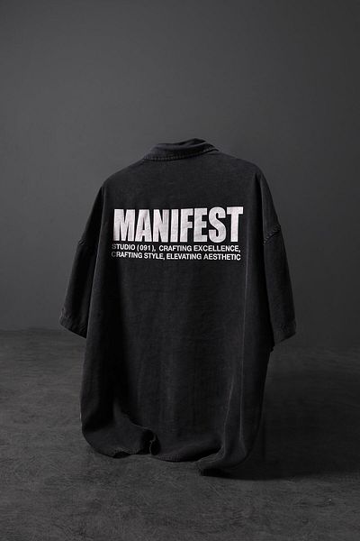 Slatra Men's Black Manifest Embossed Print Oversize Short Sleeve Shirt