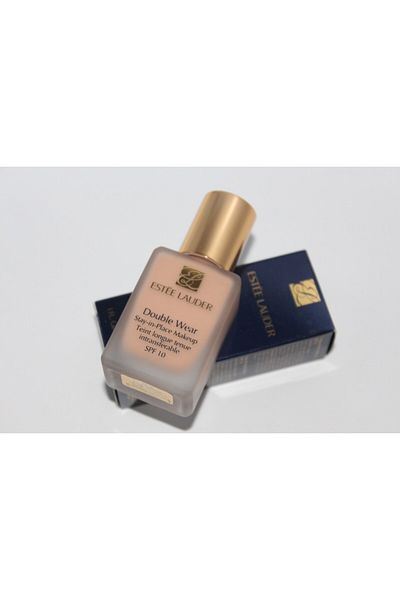 ESTÉE LAUDER Fond de ten Estee Lauder Double Wear Stay in Place Nuanta 2C2 Pale Almond