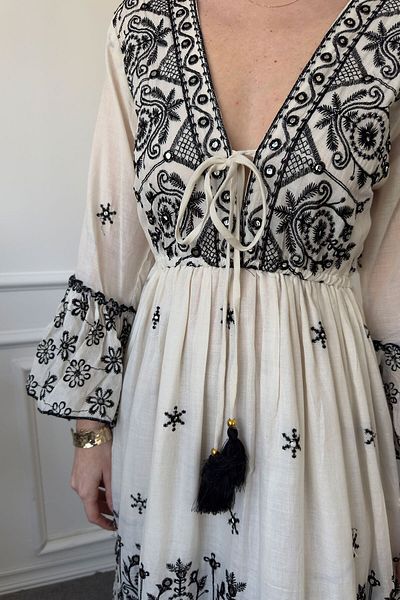 MAGARDE Embroidered Special Imported Dress with Elastic Waist - Black