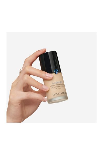 Giorgio Armani Fond de Ten, Giorgio Armani, Designer Glow, SPF 15, 2, 30 ml