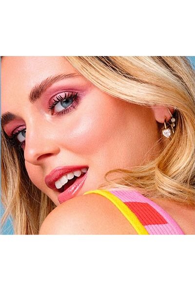 CHIARA FERRAGNI Rozjasňující tvářenka Fard Obraz, Chiara Ferragni, odstín 01 Babe Charming, 8,5 g