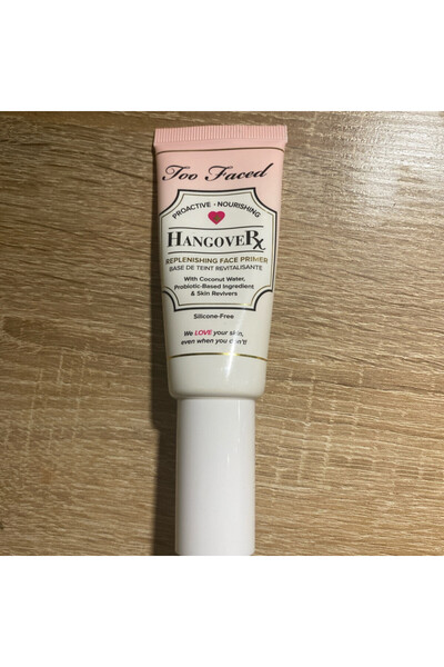 Too Faced Podkladová báze pod make-up Hangover Primer 40 ml