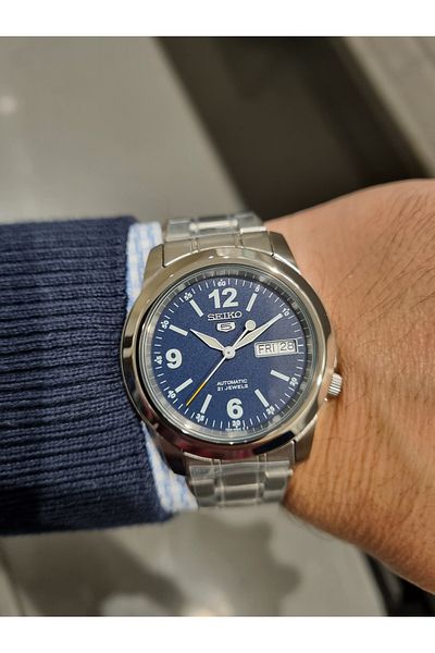 Seiko Seiko 5- Automatic Navy Blue Dial with Calendar Steel Bracelet 3 Atm Waterproof Men's Wristwatch