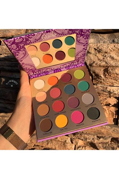 Makeup Paleta očních stínů Kiss Crown, The Lingerie Wild Nights, 16 matných očních stínů