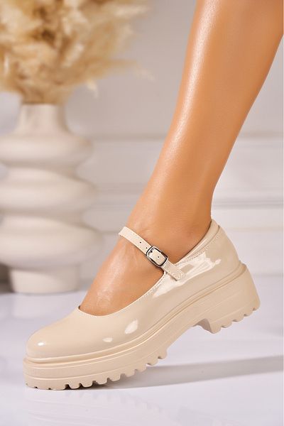 Joana Women's casual shoes Beige made of ecological patent leather Avani