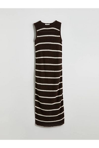 LC Waikiki Πλεκτό φόρεμα LCW Vision Brown Crew Neck ριγέ