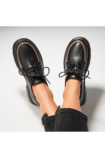 Joana Women's casual shoes in black eco-leather Hoora