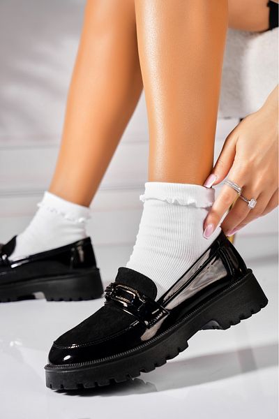 Joana Women's casual shoes in black patent leather Halani