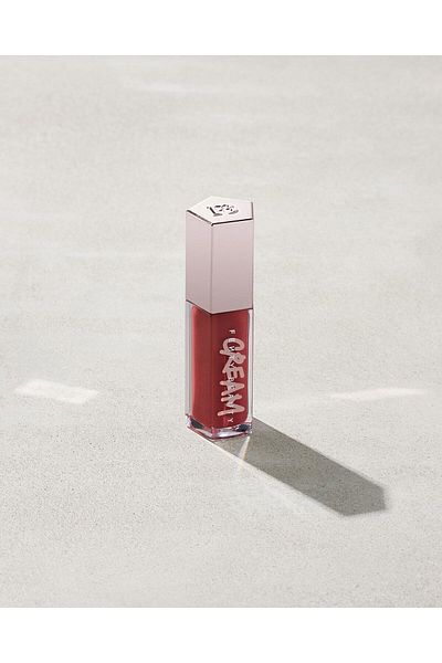 FENTY BEAUTY Glossy Lip Cream in Shiny Creamy Color - Fruit Snacks - Berry Red