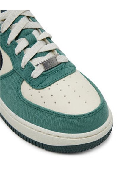 Nike Men's Sneakers FN4731 green
