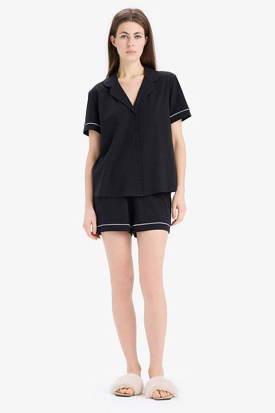 DeFacto Pajama Sets Short Sleeve Pajama Top with Shorts Sleepwear Bottom-Fall in Love B8679Ax25Sp