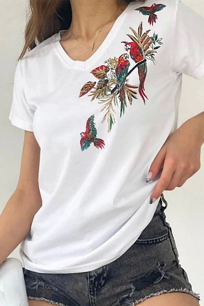Bİ.GİYSEN White V-Neck Embroidered Lycra Cotton Buluz - Large Size Women