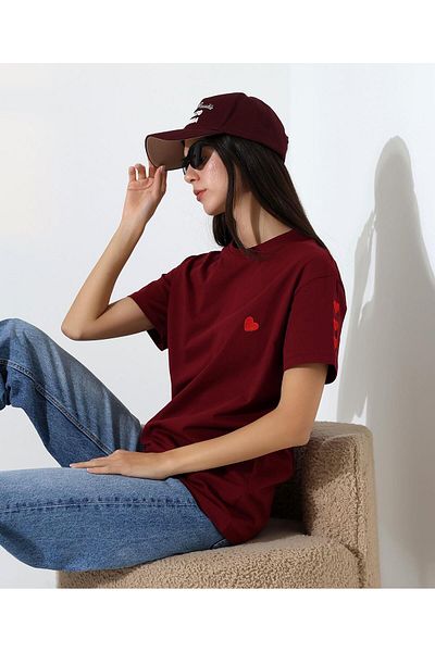 ribana Women's Heart Embroidered Crew Neck T-Shirt