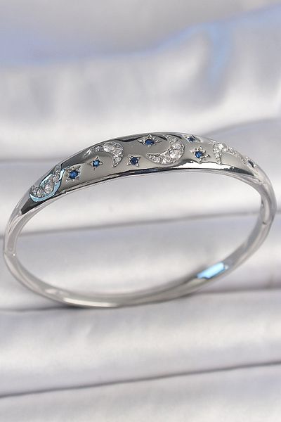 Skygo Brass Silver Color Zircon Stone Crescent Embroidered Blue Stone Star Detail Women's Handcuffs - Tj-Bb6921