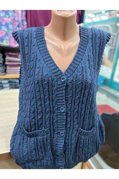 TCR Women's Knitwear Buttoned Pocket Knitted Pattern Seasonal Cardigan Vest