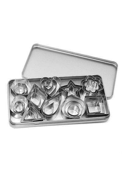 Choice 30pcs 30Pcs/Box Mini Stainless Steel Mould Heart Star Flower Geometric Shape Cookie Cutters Kitchen