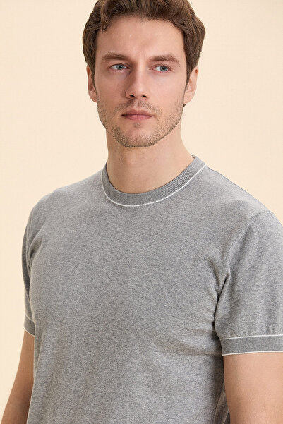 SMILE Gray Melange Round Neck Knitwear