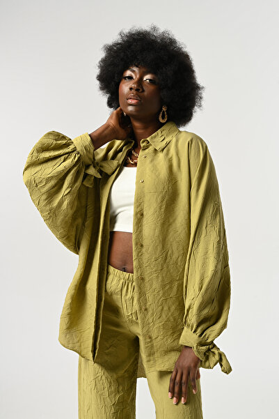 Orfeo Negro Women's Sleeve Lace-Up Detail Crinkle Fabric Solid Color Oversize Shirt