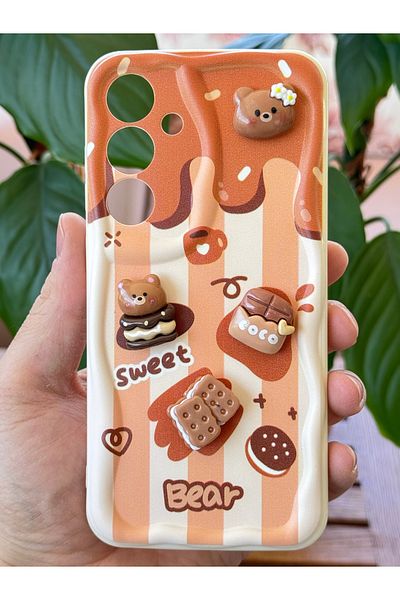 Fibaks حافظة متوافقة مع هاتف Galaxy A25 بتصميم منقوش لحماية الكاميرا على شكل دمية دب بسكويت وغطاء من السيليكون باللون القهوة