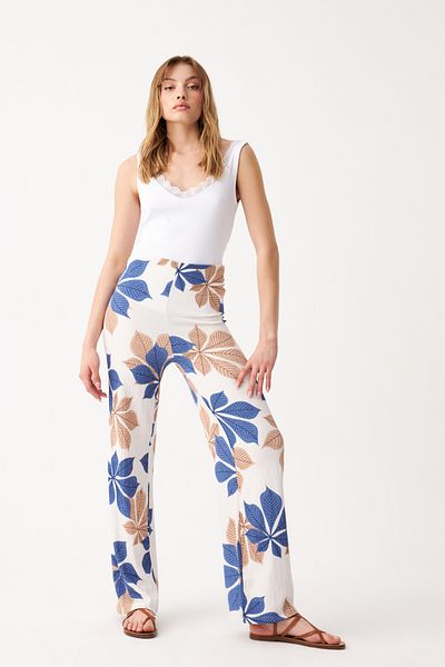 Know Women's Sax Blue-White Floral Patterned Pipe Leg Trousers