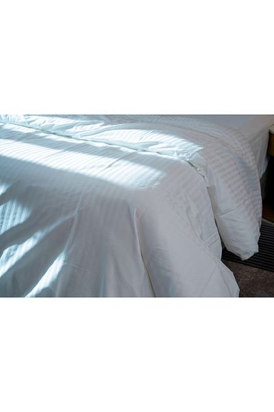 Gentelle Hotel Quality Complete Single Bedding Set (5pcs) White