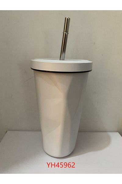 KAZUKO White case with steel straw