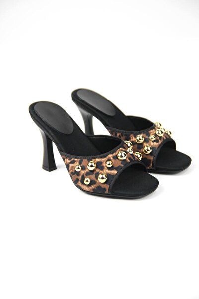 Gökhan Talay Γυναικείες παντόφλες με τακούνι Havanna με χρυσή πέτρα και λεπτο...