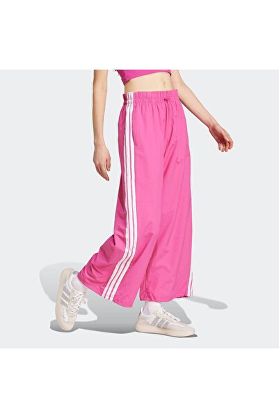adidas Essentials 3-Stripes Lifestyle Woven Paraşüt Pantolon