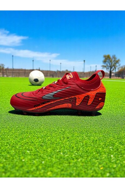 iskarpino Red Laced Football Cleats Soccer Shoes with Socks