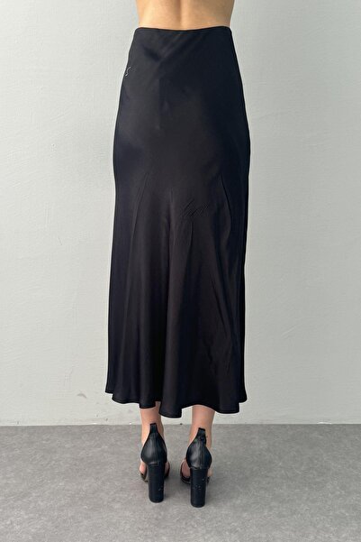 lizge giyim SATÉNOVÁ SUKNĚ