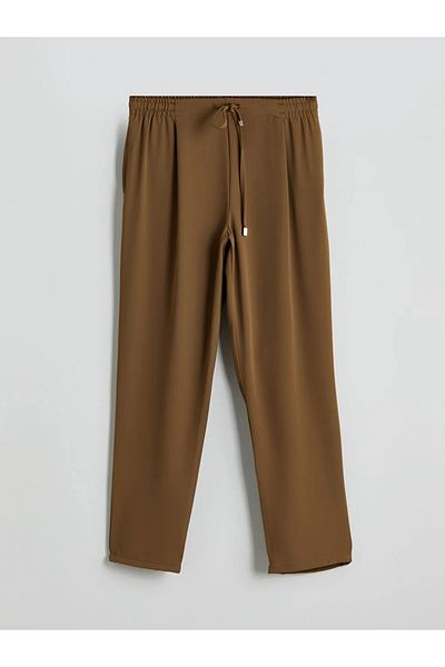 LC Waikiki Γυναικείο παντελόνι LCW Vision Khaki με ελαστική μέση καρότο