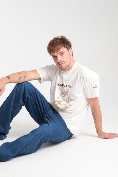 Trendyol Collection Λευκό μπλουζάκι Oversize/Wide Cut Deer με στάμπα 100% βαμβάκι TMNSS25TS00201