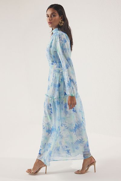 Trendyol Modest Blaues, mit Blumenmuster gefüttertes, gewebtes Chiffonkleid TCTSS25EB00063