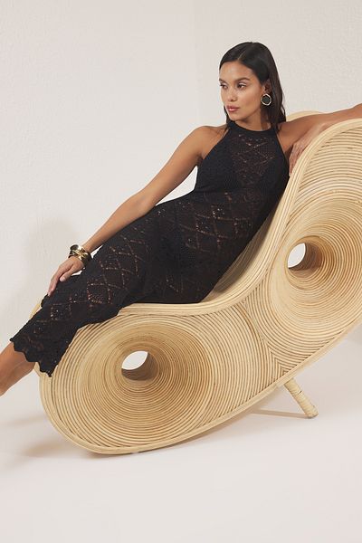 Trendyol Collection Schwarzes Midi-Strandkleid aus schmalem Strick TBESS25EL00146