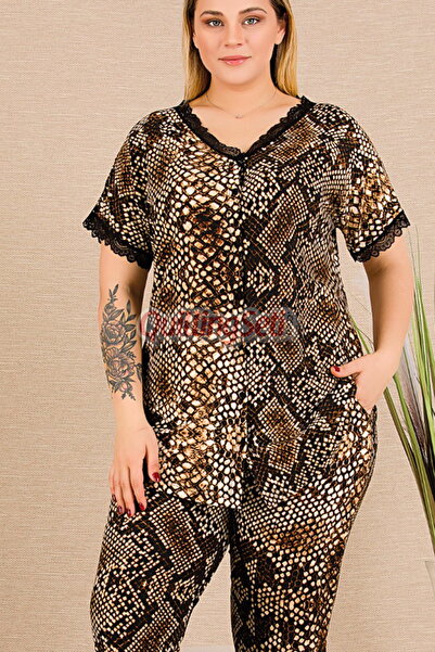 quilling Snake Print, Black Color Short Sleeve and Buttoned Collar 11013 Women's Plus Size Mother Pajamas Set