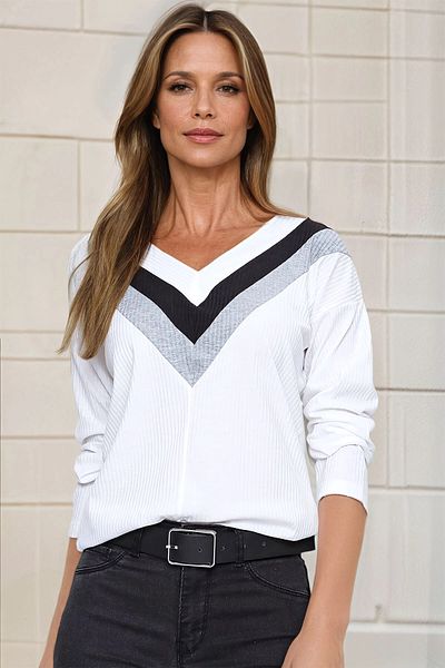 bacc Women's Ecru V-Neck Color Block Sweater Bcbsk-25700-2750