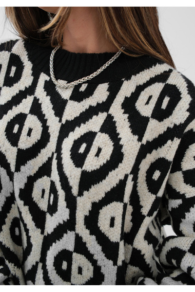 Black Fashion Geometric Patterned Embroidered Oversize Sweater